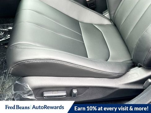 New 2025 Acura Integra image 18