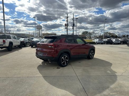Used 2022 Chevrolet TrailBlazer RS w/ Sun and Liftgate Package image 3