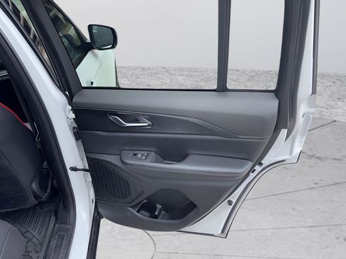 Used 2024 Jeep Grand Cherokee Laredo X w/ Luxury Tech Group I image 39