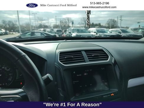 Certified 2017 Ford Explorer XLT w/ Equipment Group 202A image 6