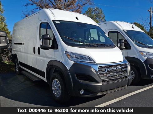 New 2026 RAM ProMaster 2500 w/ Quick Order Package 22G SLT image 1