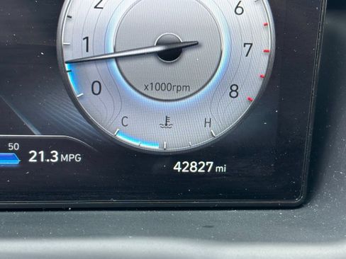 Certified 2023 Hyundai Tucson Limited FWD image 24