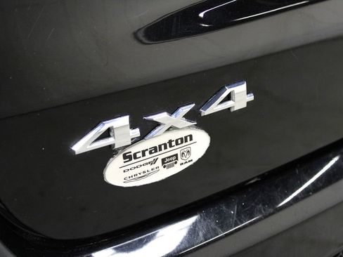 Used 2022 Jeep Compass Latitude image 39