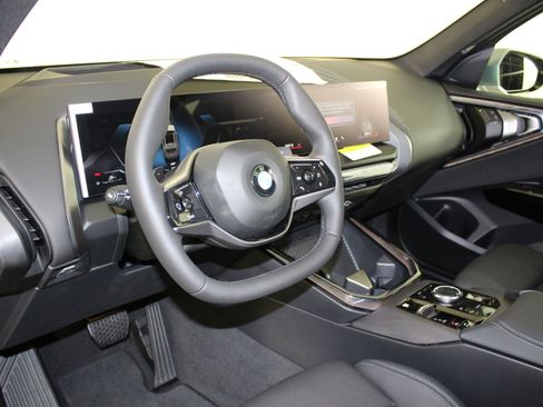 New 2026 BMW X3 xDrive30 w/ Premium Package image 4