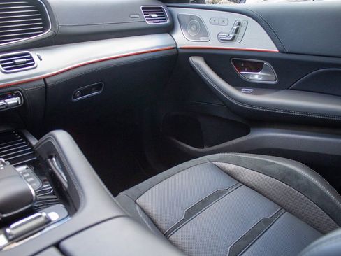 Used 2025 Mercedes-Benz GLE 53 AMG 4MATIC image 20