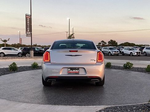 Used 2023 Chrysler 300 S image 6