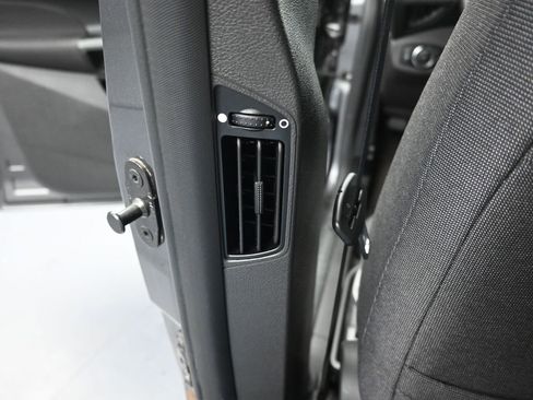 Used 2018 Ford Transit Connect XL image 24