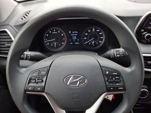 Used 2019 Hyundai Tucson SE AWD/4WD image 18