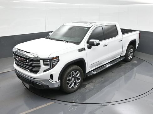 Used 2024 GMC Sierra 1500 SLT w/ SLT Premium Plus Package AWD/4WD image 26