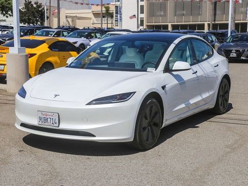 Used 2025 Tesla Model 3 Long Range RWD image 3