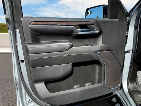 Used 2023 Chevrolet Silverado 1500 RST w/ Rally Edition image 13