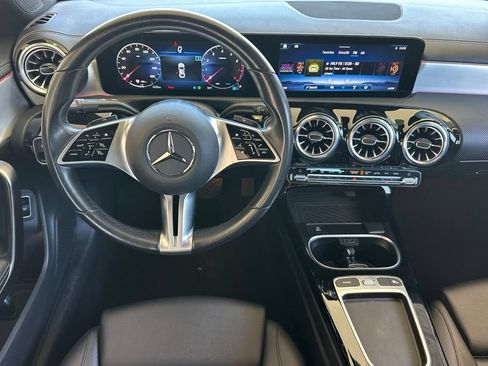 Used 2025 Mercedes-Benz CLA 250 image 16