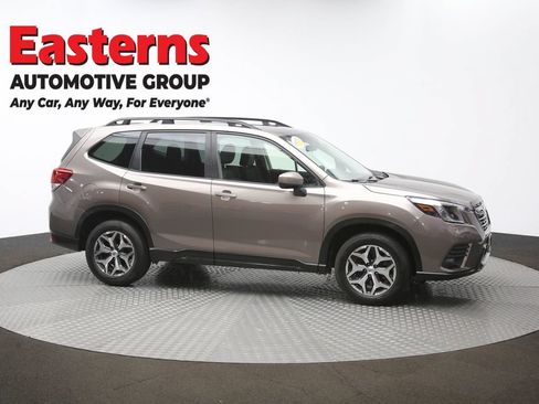 Used 2022 Subaru Forester Premium AWD/4WD image 51