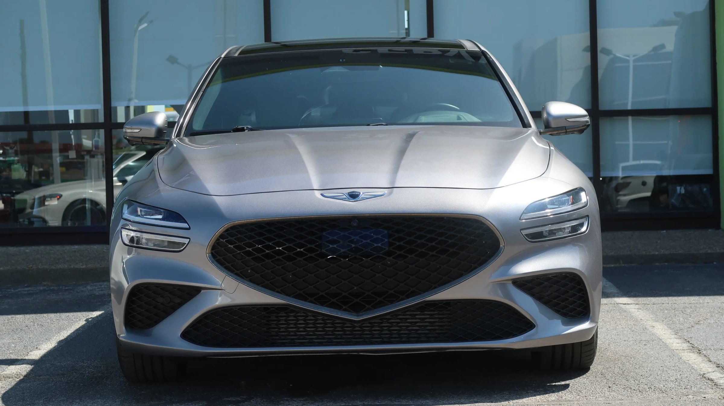 Used 2022 Genesis G70 3.3T RWD image 2