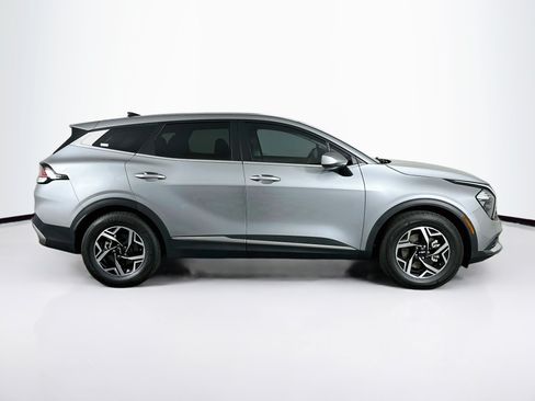 Used 2023 Kia Sportage LX FWD image 10