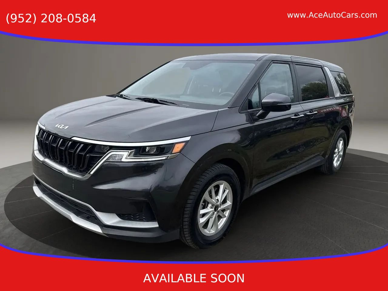 Used 2024 Kia Carnival LX FWD image 1