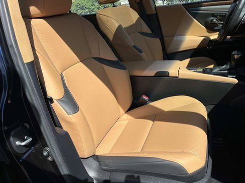 Certified 2025 Lexus ES 350 w/ Premium Package FWD image 27