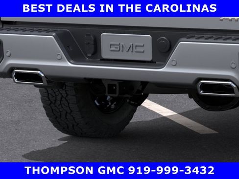 New 2026 GMC Sierra 1500 AT4 w/ AT4 Premium Package AWD/4WD image 17