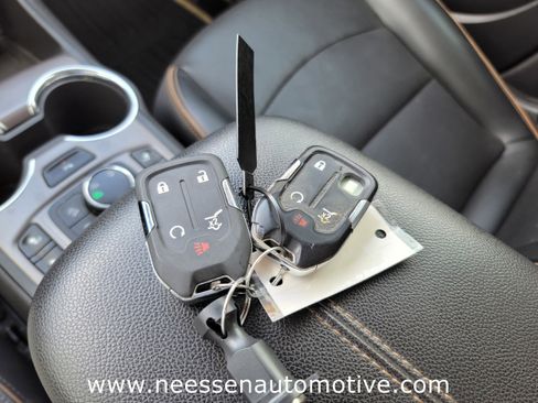 Used 2022 GMC Terrain AT4 w/ Infotainment Package II image 37