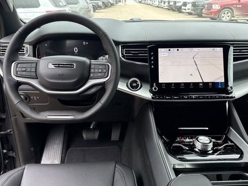 New 2026 Jeep Grand Wagoneer Limited AWD/4WD image 8