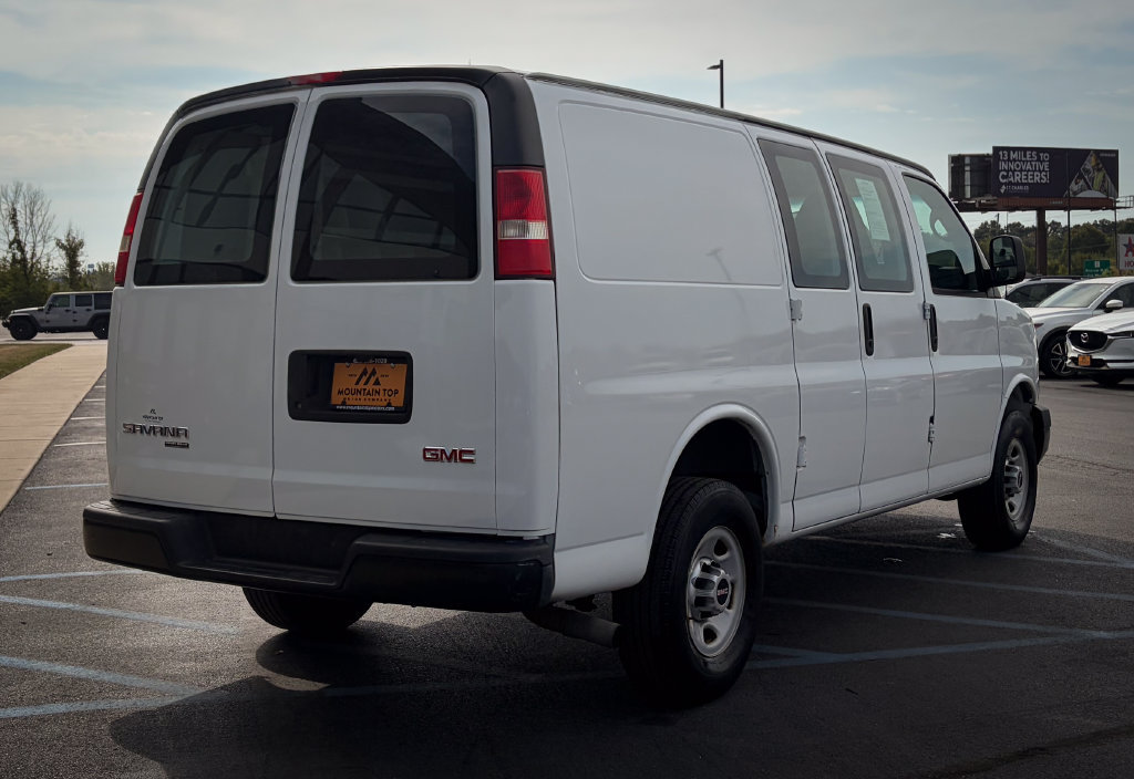 Used 2012 GMC Savana 2500 RWD image 22