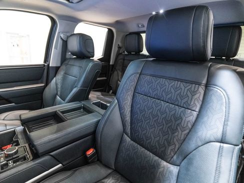 Certified 2022 Toyota Tundra Limited w/ Power Package AWD/4WD image 6