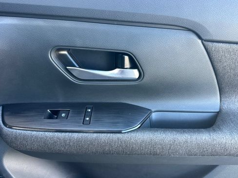 Used 2026 Nissan Kicks SV w/ SV Premium Package FWD image 19