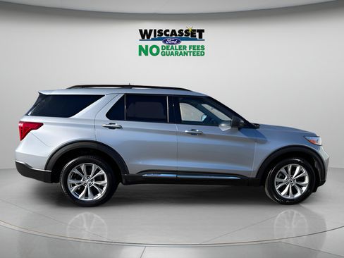 Used 2023 Ford Explorer XLT w/ Equipment Group 202A AWD/4WD image 6