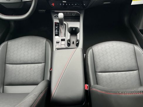 New 2026 Nissan Sentra SR w/ SR Premium Package FWD image 30
