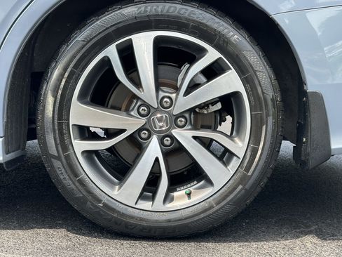 Used 2023 Honda Odyssey Touring image 13