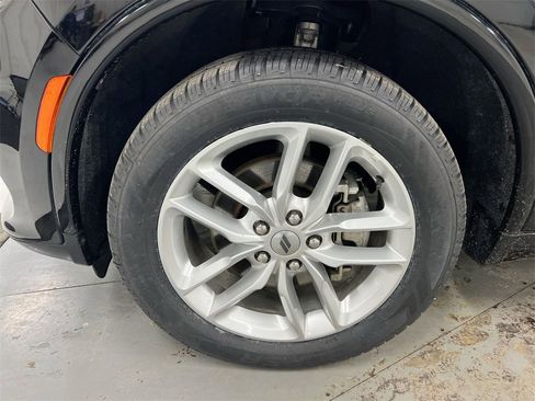 Used 2023 Dodge Durango GT image 25