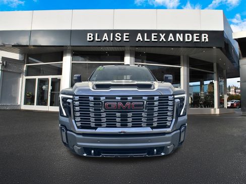 New 2026 GMC Sierra 2500 Denali image 8