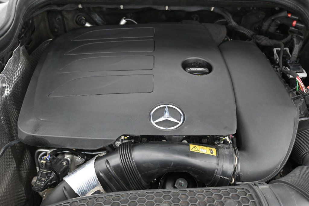 Used 2022 Mercedes-Benz GLE 350 4MATIC w/ Premium Package image 46