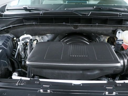 Used 2023 GMC Yukon SLT AWD/4WD image 36