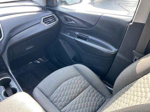 Used 2020 Chevrolet Equinox LT image 19