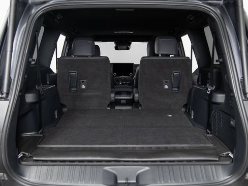 Used 2025 Lexus GX 550 image 22