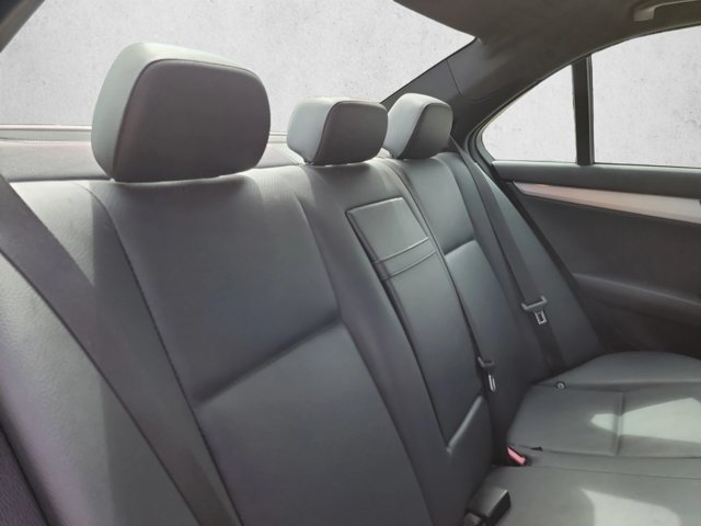 Used 2008 Mercedes-Benz C 300 Sedan image 22