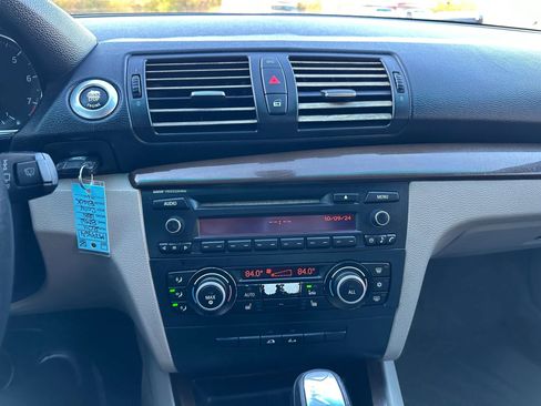 Used 2011 BMW 128i Convertible w/ Sport Pkg image 20