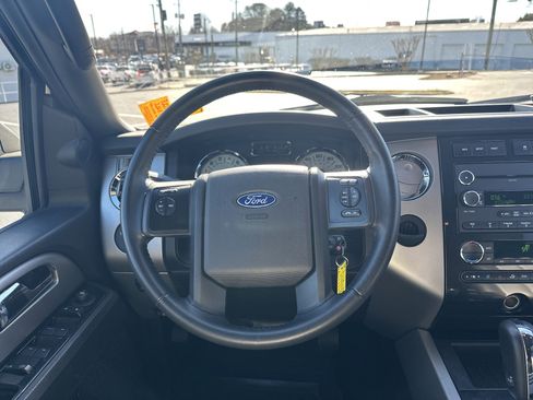 Used 2011 Ford Expedition XLT w/ 202A Rapid Spec Order Code image 18