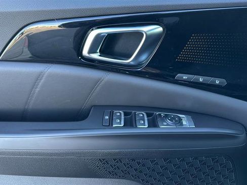 New 2025 Kia Carnival SX Prestige image 11