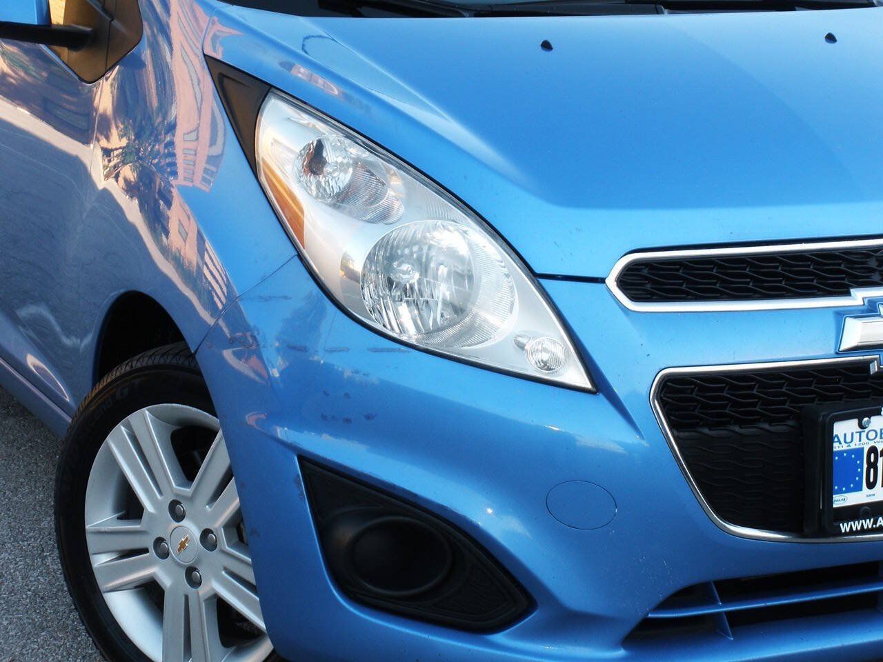 Used 2014 Chevrolet Spark LT FWD image 3