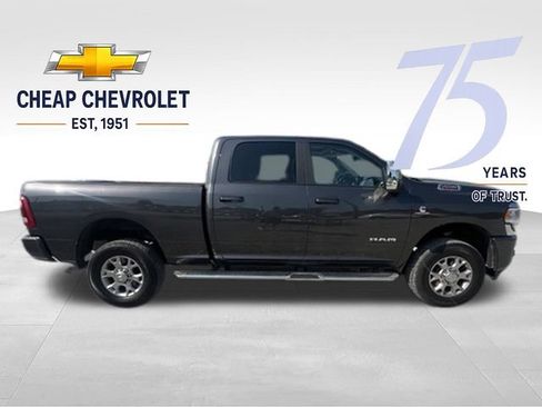 Used 2024 RAM 2500 Laramie AWD/4WD image 7