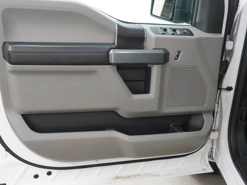 Used 2019 Ford F150 XLT AWD/4WD image 18