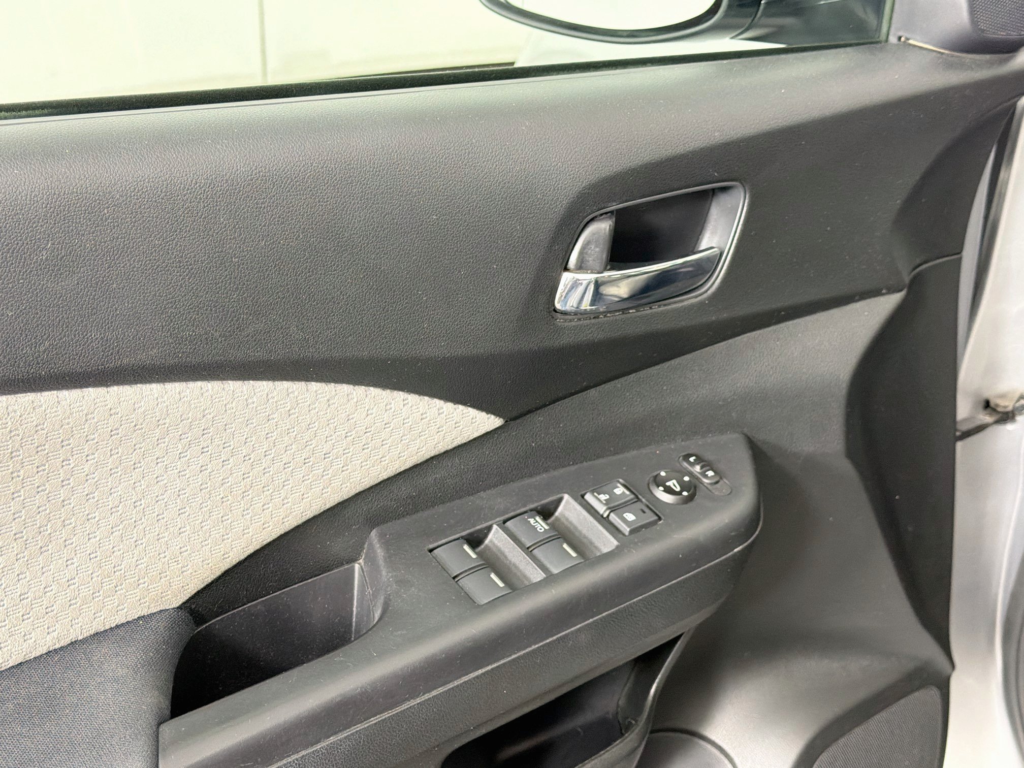 Used 2016 Honda CR-V EX image 15
