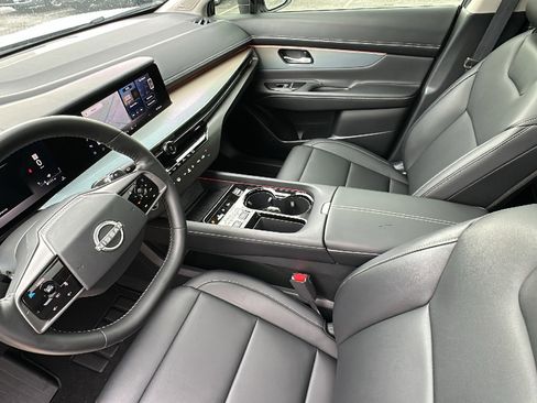 Used 2025 Nissan Murano SL image 22