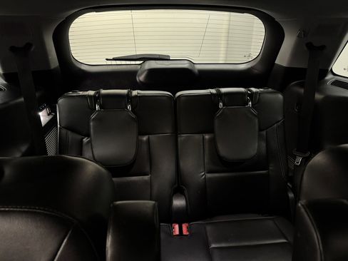 Used 2021 Ford Explorer Limited w/ Equipment Group 301A image 13