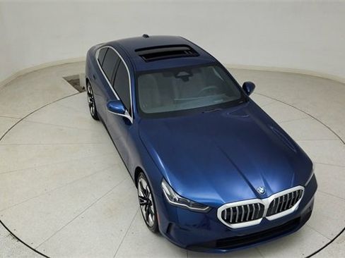 Used 2024 BMW 530i xDrive 530i xDrive w/ Premium Package image 76