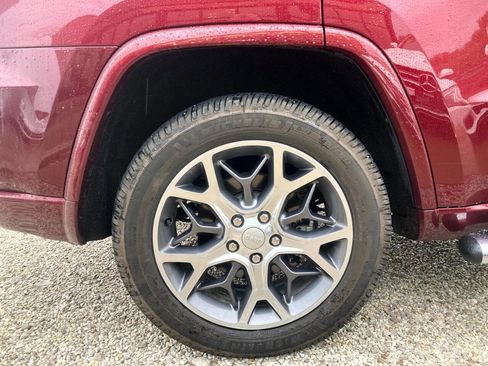 Used 2021 Jeep Grand Cherokee Overland AWD/4WD image 19