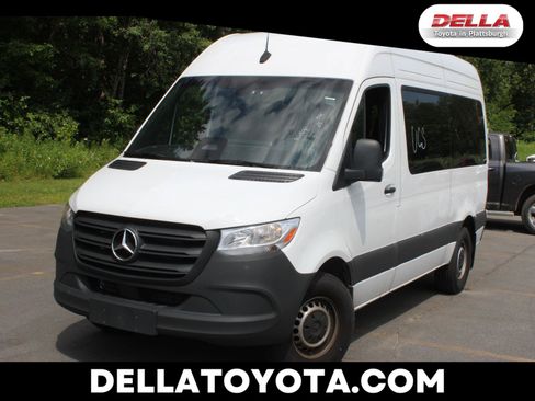 Used 2025 Mercedes-Benz Sprinter 2500 image 1