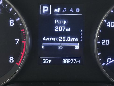 Used 2017 Hyundai Elantra Value Edition image 39